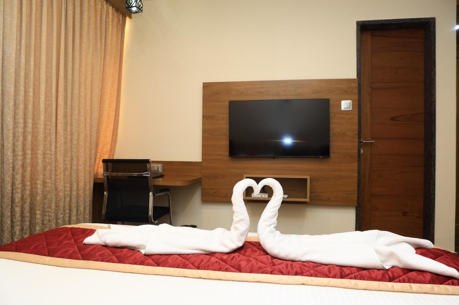 Hotel Anand Grand Хосур Екстер'єр фото